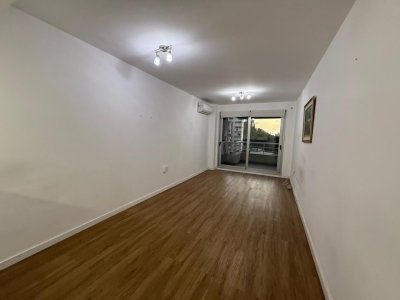 Apartamento ID.631 - Apartamento en Alquiler 1 Dormitorio y Gge Punta Carretas Sin Muebles