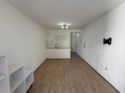 Apartamento ID.741 - Monoambiente en Alquiler en Cordón 