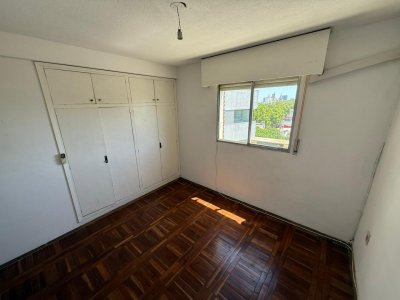 Apartamento ID.654/Alquiler-3-dormitorios-2-baños-y-Garage-en-Parque-Rodó- - Alquiler 3 dormitorios 2 baños y Garage en Parque Rodó 