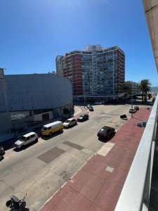 Apartamento ID.726 - Apartamento en Alquiler un  Dormitorio y Gge Punta del Este