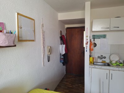 Apartamento ID.499 - Monoambiente en Venta Cordón, con Renta