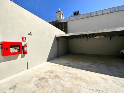 Apartamento ID.722 - Apartamento En Alquiler Con Cochera En Tres Cruces