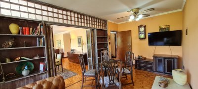 Apartamento ID.632 - Apartamento En Venta De 4 Dormitorios En Pocitos