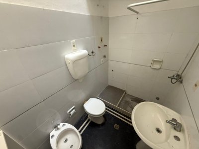 Apartamento ID.642 - Apartamento en Alquiler 3 Dormitorios Pocitos
