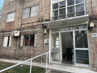 Apartamento ID.643 - Apartamento en alquiler,3 dormitorios,Prado.