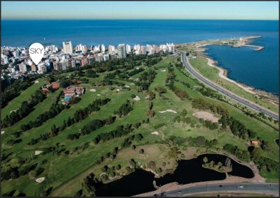 Apartamento ID.368 - Penthouse 2 dorm. 2 Gge en Venta en Sky Punta Carretas