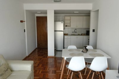 Apartamento ID.720 - Apartamento En Alquiler Amoblado De 1 Dormitorio En Pocitos