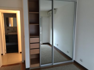Apartamento ID.595/Apartamento-En-Alquiler-2-Dormitorios-En-Buceo - Apartamento En Alquiler 2 Dormitorios En Buceo