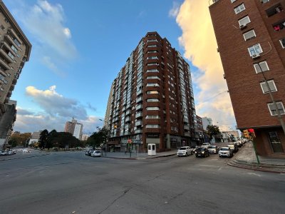 Apartamento ID.184 - Apartamento en Venta 3 dormitorios 2 baños Centro