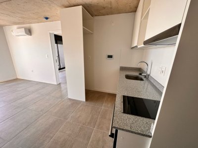 Apartamento ID.722 - Apartamento En Alquiler Con Cochera En Tres Cruces