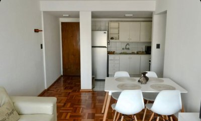 Apartamento ID.720/Apartamento-en-Alquiler-1-Dormitorio-Amueblado-en-Pocitos - Apartamento en Alquiler 1 Dormitorio Amueblado en Pocitos
