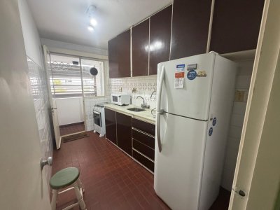 Apartamento ID.743/Apartamento-Amueblado-en-Alquiler-1-Dormitorio-con-Garaje-en-Parque-Batlle - Apartamento Amueblado en Alquiler 1 Dormitorio con Garaje en Parque Batlle