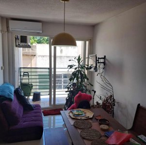 Apartamento ID.490 - VENTA de apartamento con RENTA 1 dormitorio y COCHERA en barrio Centro