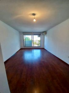 Apartamento ID.727/Apartamento-en-Alquiler-1-Dormitorio-con-Garage-en-Cordón- - Apartamento en Alquiler 1 Dormitorio con Garage en Cordón 