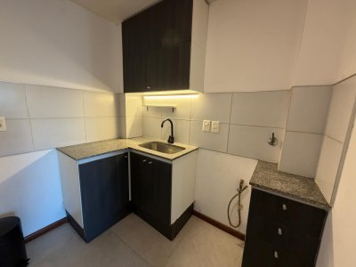 Apartamento ID.727/Apartamento-en-Alquiler-1-Dormitorio-con-Garage-y-Terraza-en-Cordón- - Apartamento en Alquiler 1 Dormitorio con Garage y Terraza en Cordón 