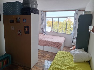 Apartamento ID.499 - Monoambiente en Venta Cordón, con Renta