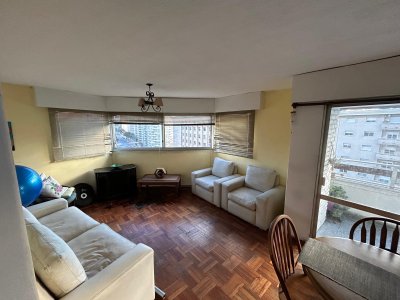 Apartamento ID.184 - Apartamento en Venta 3 dormitorios 2 baños Centro