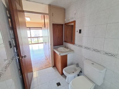 Apartamento ID.759/ - Alquiler Apartamento Un Dormitorio Centro