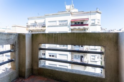 Apartamento ID.424 - VENTA - APARTAMENTO - 5 DORMITORIOS - CENTRO