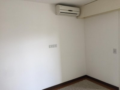 Apartamento ID.595/Apartamento-En-Alquiler-2-Dormitorios-En-Buceo - Apartamento En Alquiler 2 Dormitorios En Buceo