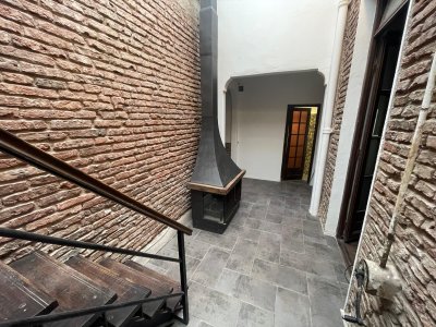 Apartamento ID.195 - Apartamento en Venta 3 Dormitorios y Azotea Con Renta de $27.000