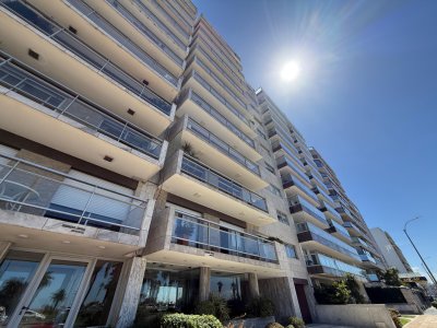 Apartamento ID.769/Penthouse-en-venta-de-dos-dormitorios-en-Rambla-Punta-Carretas - Penthouse en venta de dos dormitorios en Rambla Punta Carretas