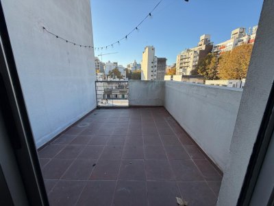 Apartamento ID.727/Apartamento-en-Alquiler-1-Dormitorio-con-Garage-y-Terraza-en-Cordón- - Apartamento en Alquiler 1 Dormitorio con Garage y Terraza en Cordón 