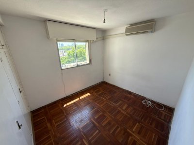 Apartamento ID.654/Alquiler-3-dormitorios-2-baños-y-Garage-en-Parque-Rodó- - Alquiler 3 dormitorios 2 baños y Garage en Parque Rodó 