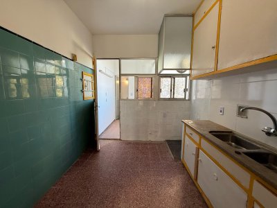 Apartamento ID.459 - VENTA apartamento 2 dormitorios 2 baños con COCHERA fija en el Centro