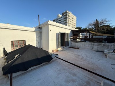 Apartamento ID.439 - Apartamento en Alquiler 3 dormitorios y azotea Punta Carretas 