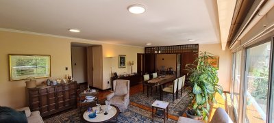 Apartamento ID.632 - Apartamento En Venta De 4 Dormitorios En Pocitos