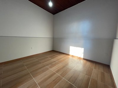Apartamento ID.301 - Apartamento en Venta 2 dormitorios y Patio en Atahualpa con Renta