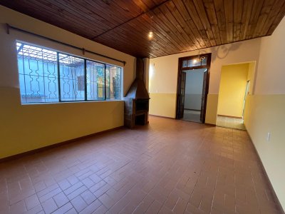 Apartamento ID.301 - Apartamento en Venta 2 dormitorios y Patio en Atahualpa con Renta