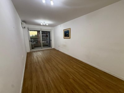 Apartamento ID.631 - Apartamento en Alquiler 1 Dormitorio y Gge Punta Carretas Sin Muebles
