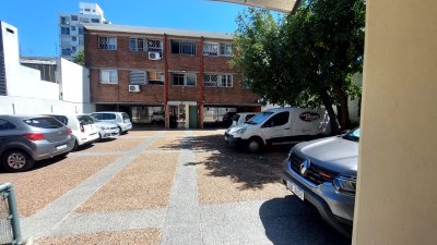 Apartamento ID.695 - Apartamento venta, 2 dormitorios, Parque Batlle