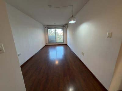 Apartamento ID.727/Apartamento-en-Alquiler-1-Dormitorio-con-Garage-y-Terraza-en-Cordón- - Apartamento en Alquiler 1 Dormitorio con Garage y Terraza en Cordón 