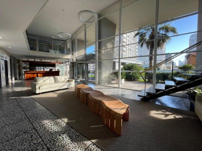 Apartamento ID.335 - Apartamento en Venta 2 dormitorios 2 baños Punta del Este 
