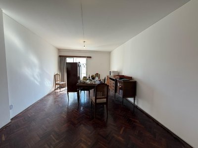 Apartamento ID.459 - VENTA apartamento 2 dormitorios 2 baños con COCHERA fija en el Centro