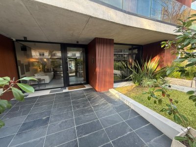 Apartamento en Venta 2 Dormitorios 2 Garajes en Pocitos