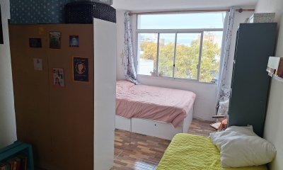 Monoambiente en Venta Cordón, con Renta