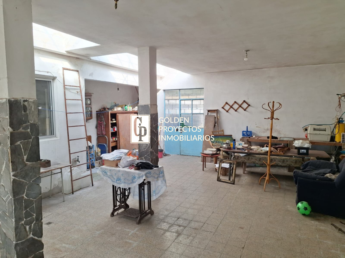 Casa ID.644 - Casa en Alquiler 2 Dormitorios y Cochera en Bella Italia