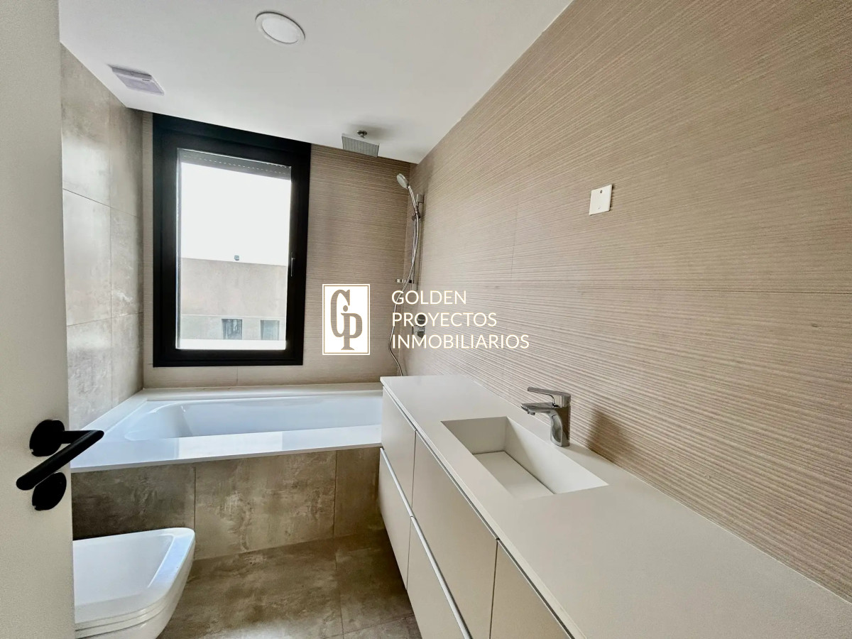 Casa ID.524/Casa-en-Venta-3-Dormitorios--en-San-Nicanor-,-Carrasco-Norte - Casa en Venta 3 Dormitorios  en San Nicanor , Carrasco Norte