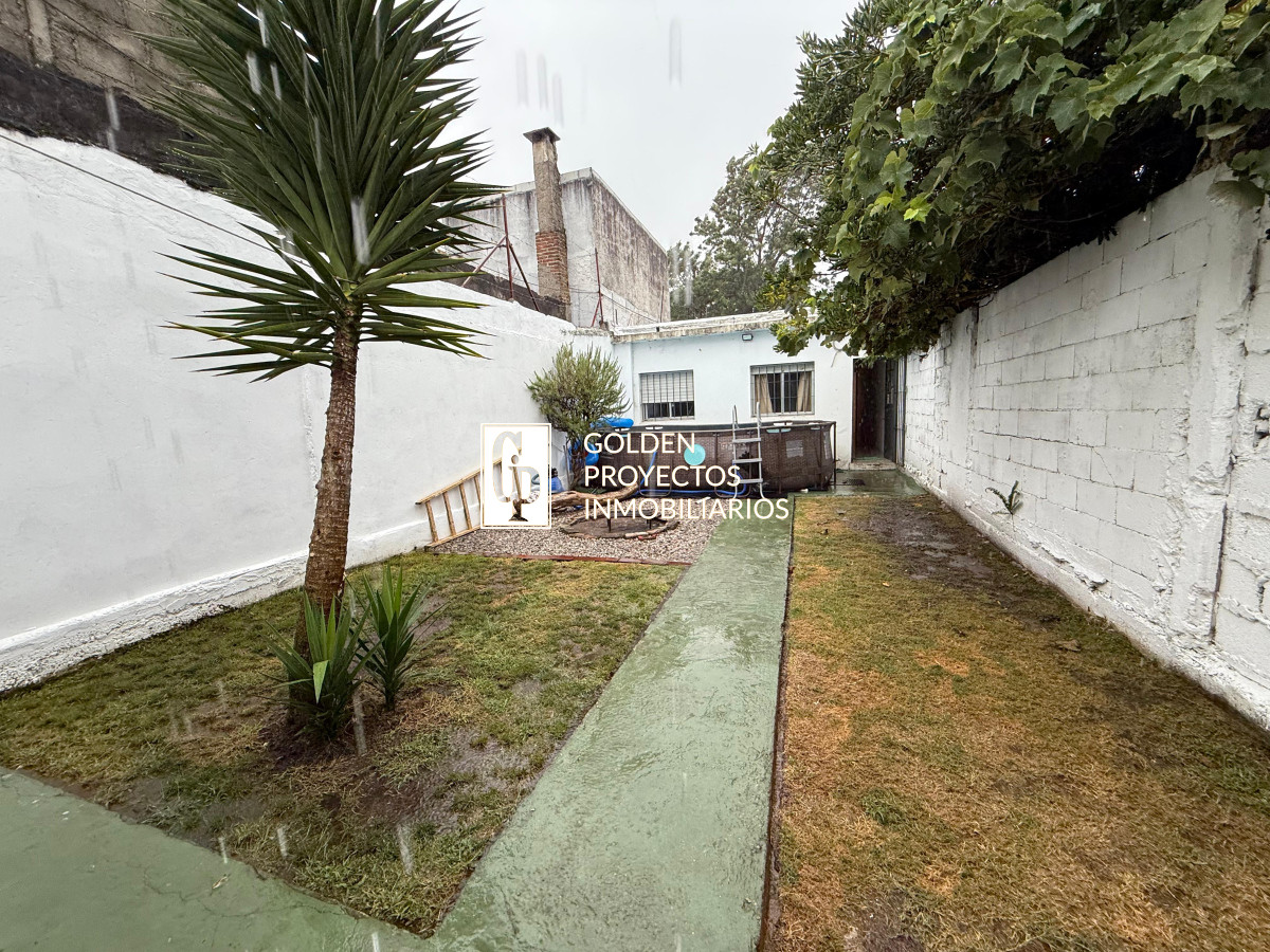 Casa ID.430 - Casa en Alquiler 3 Dormitorios 2 baños y cochera en Malvin Norte