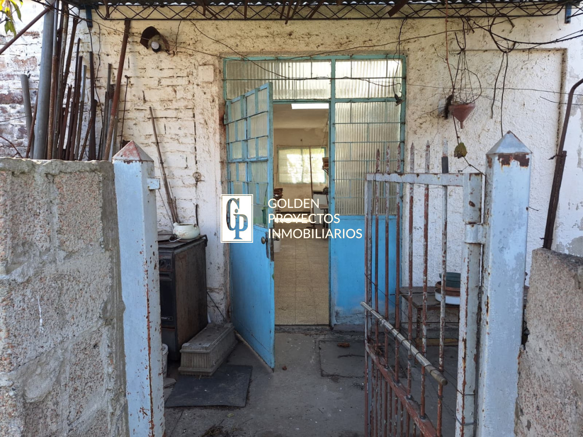 Casa ID.644 - Casa en Alquiler 2 Dormitorios y Cochera en Bella Italia