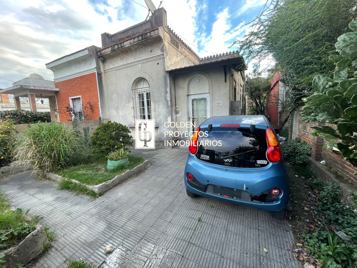 Casa ID.592 - Casa en venta,3 dormitorios,Lezica-