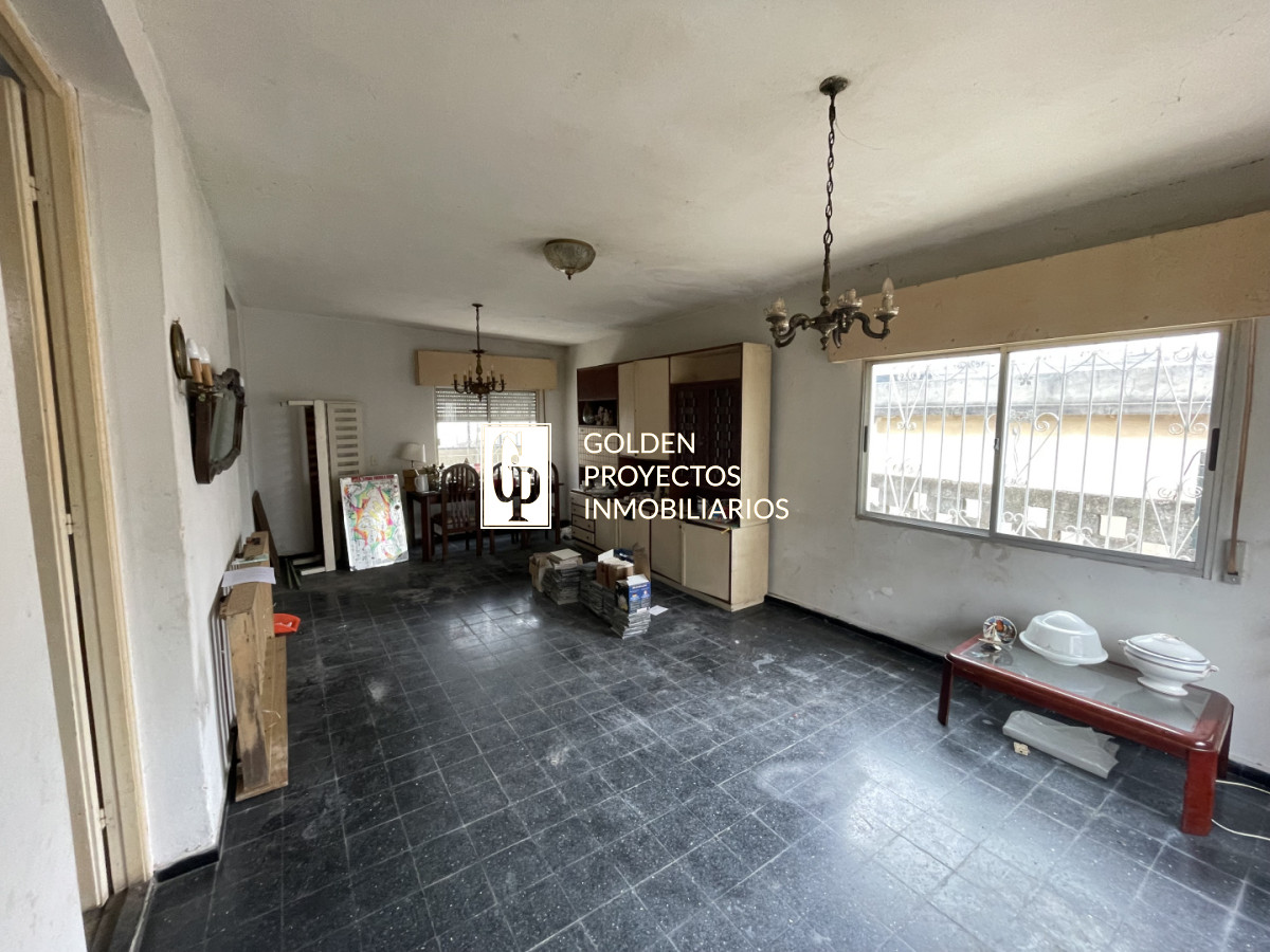Casa ID.807/Casa-en-venta-tres-dormitorios-y-local-comercial-en-Cerrito- - Casa en venta tres dormitorios y local comercial en Cerrito 