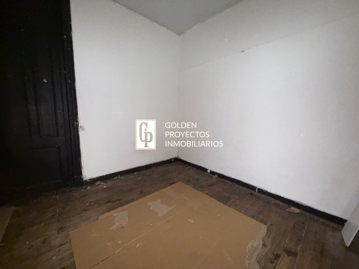 Casa ID.777/ - Casa en Venta 8 dormitorios Padrón Único en Cordón 