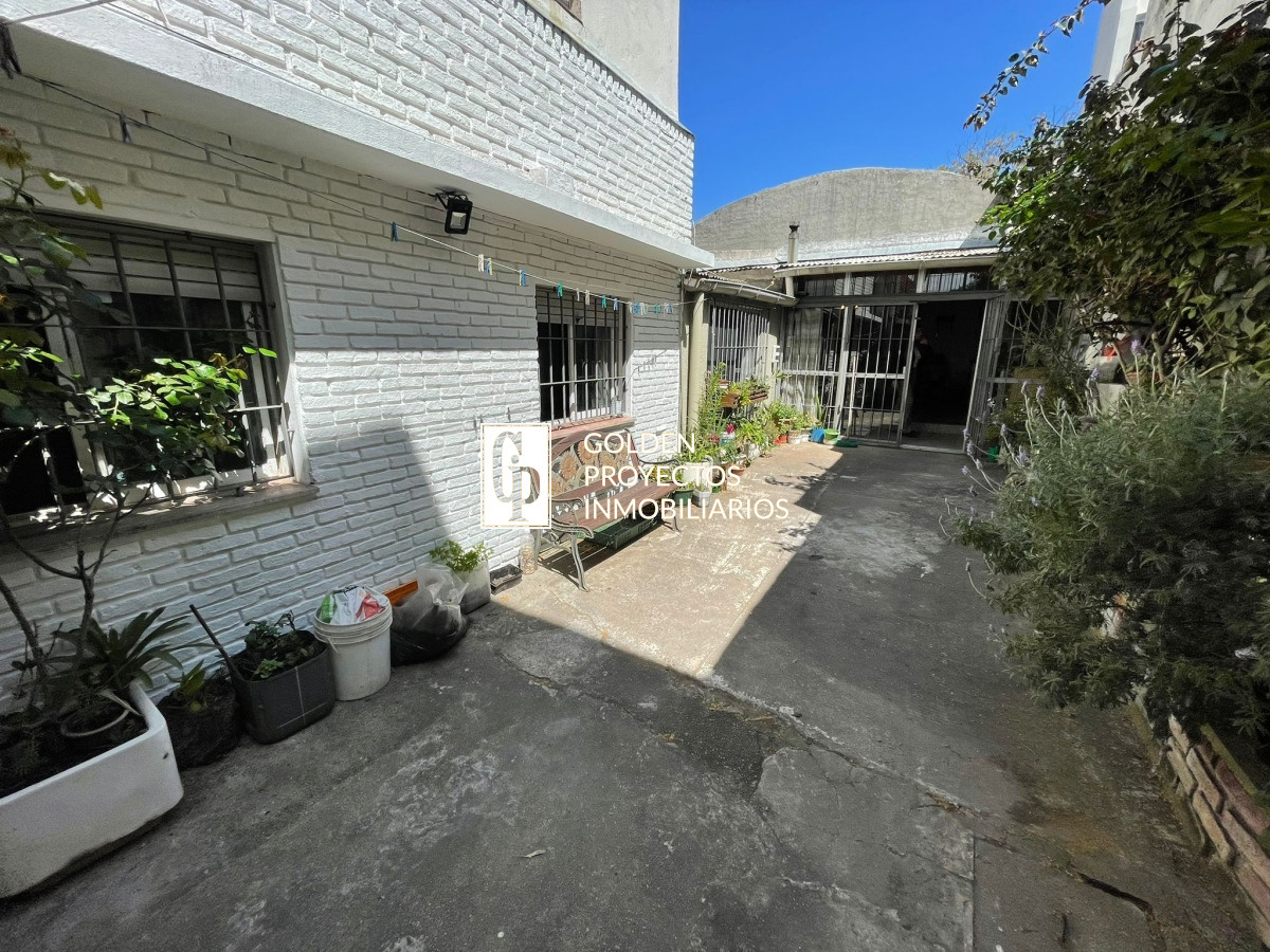 Casa ID.88/Casa-en-Venta-3-Dormitorios-y-Garaje-Buceo- - Casa en Venta 3 Dormitorios y Garaje Buceo 