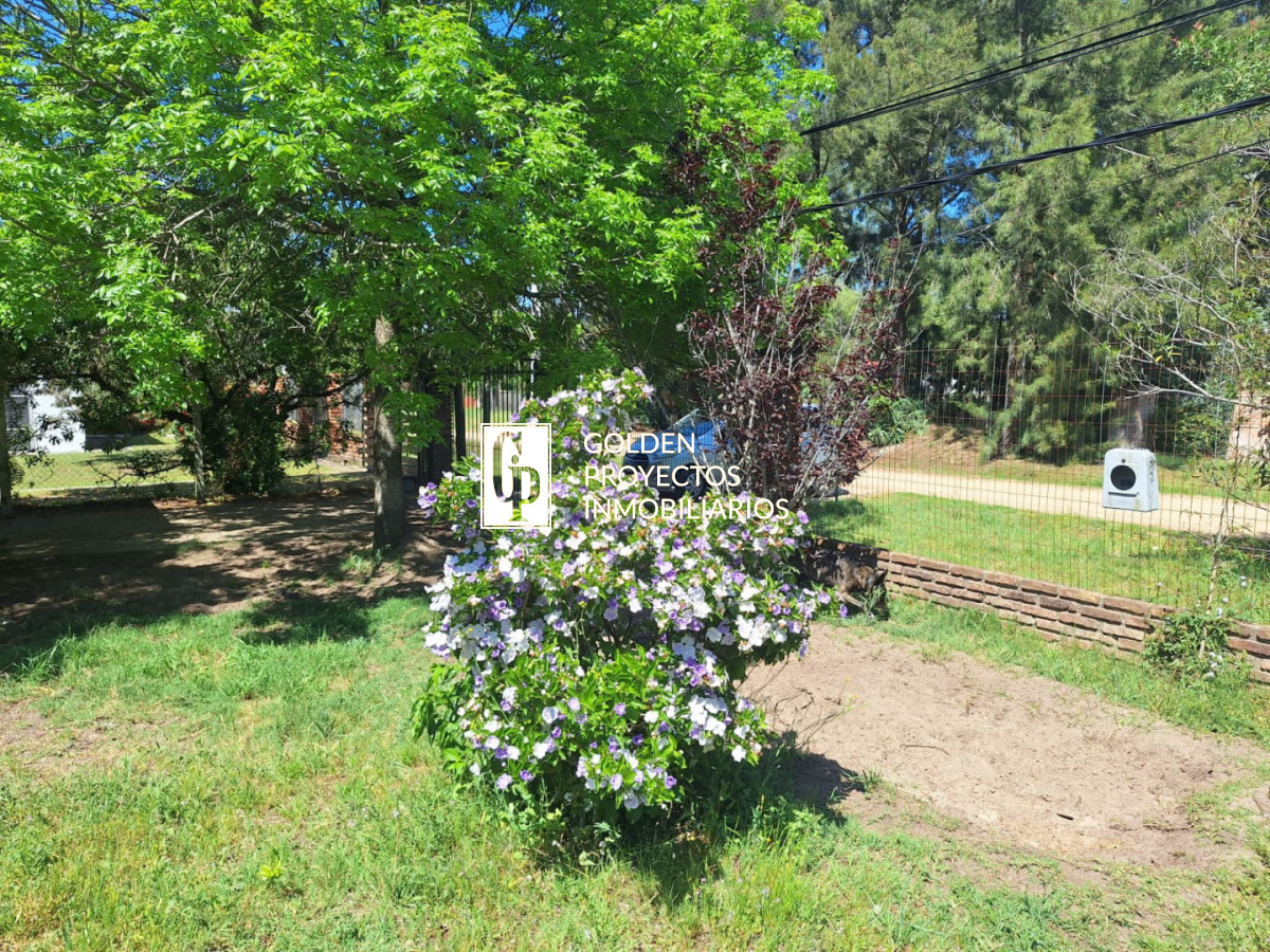 Casa ID.630/Casa-en-Venta-2-Dormitorios-y-Piscina-en-Pinamar-Sur - Casa en Venta 2 Dormitorios y Piscina en Pinamar Sur