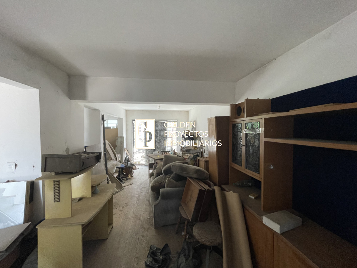 Casa ID.700 - Casa en venta,3 dormitorios,Belvedere.